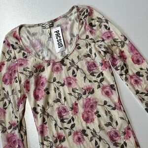 Kirra Pacsun Ribbed Shirt Size XS Ivory Floral Y2K Bloomcore Coquet Casual Top